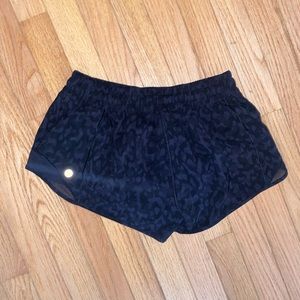 lululemon hotty hot 2.5”